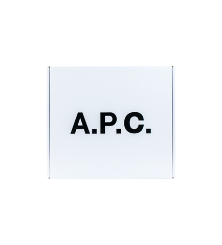 A.P.C 골판지 단상자 이미지
